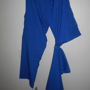 Blue Pants with MultiPockets  Zip off to Shorts  XLA  NWT